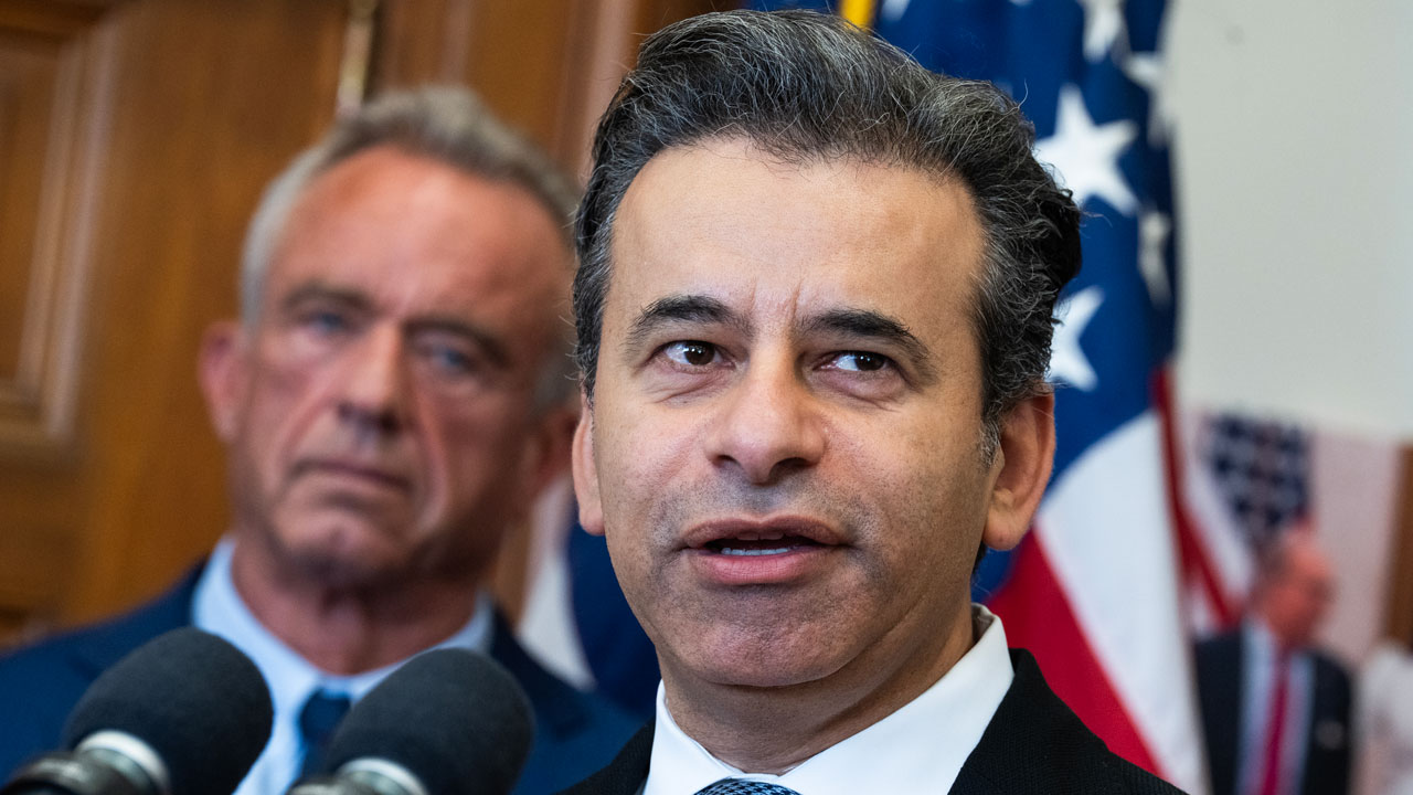 Trump Reportedly Set to Fire FDA’s Marty Makary