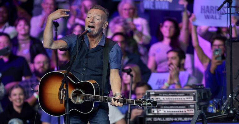 A Letter to Bruce Springsteen From a Fan—You’re Out of Touch With Your NJ Neighbors and the Factory Workers You Care About