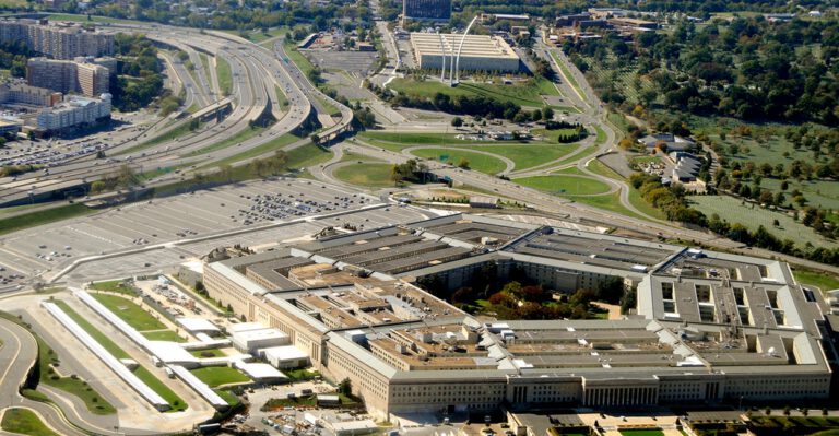 How to Slash the Bloated Pentagon Bureaucracy in 5 Steps