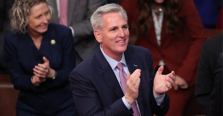15 Republicans Suddenly Flip Their Speaker Votes to McCarthy in Latest Rounds of Voting