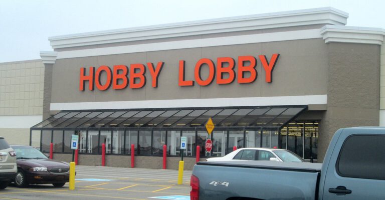 After Hobby Lobby, Another Part of the Obamacare Mandate Could Fall