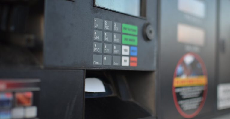 Gas Prices Will Climb, and You Can Blame Corn