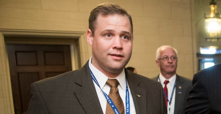 Congressman Gets Tour of Relocation Facility for Border Crossers … With Conditions