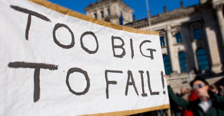 Conservatives: Stop Bailing Out Banks