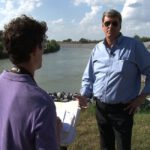 Border Crossings Stop After Texas Man Takes Security Into His Own Hands