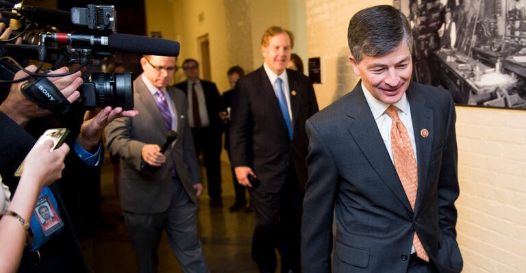Obama Administration Halts Export-Import Bank Deals With Russia