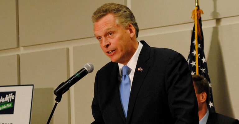 Governor Grapples With Budget Shortfall, Won’t Give Up on Obamacare Medicaid Expansion