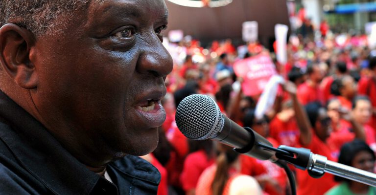 Teachers Pay Price for Leaving Union