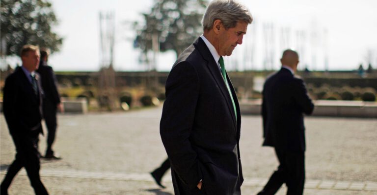 Obama Administration Courts Iran While Slapping Israel