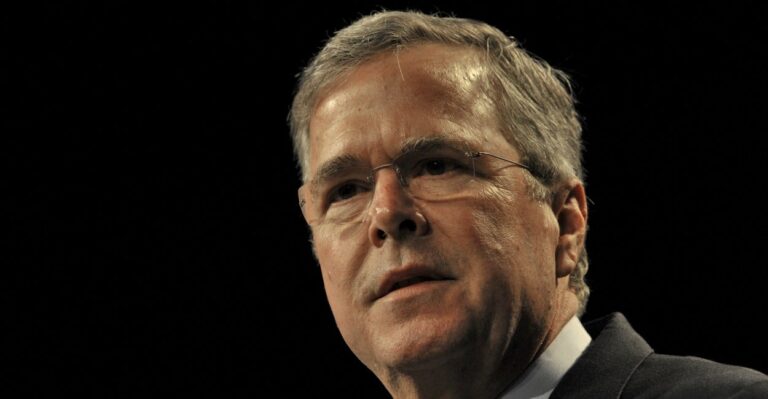 Jeb Bush Touts Conservative Credentials in New Hampshire