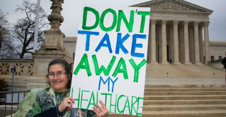 Number of Adults Without Health Insurance Dropped During Obamacare’s First Year of Implementation