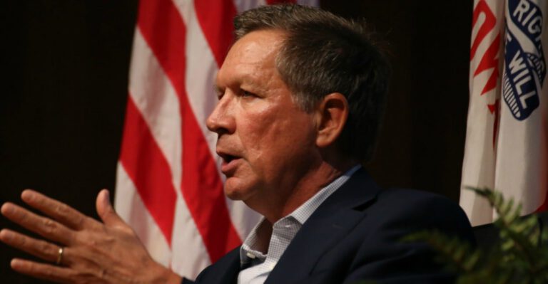 John Kasich Makes His Way to Iowa for First Time in 16 Years