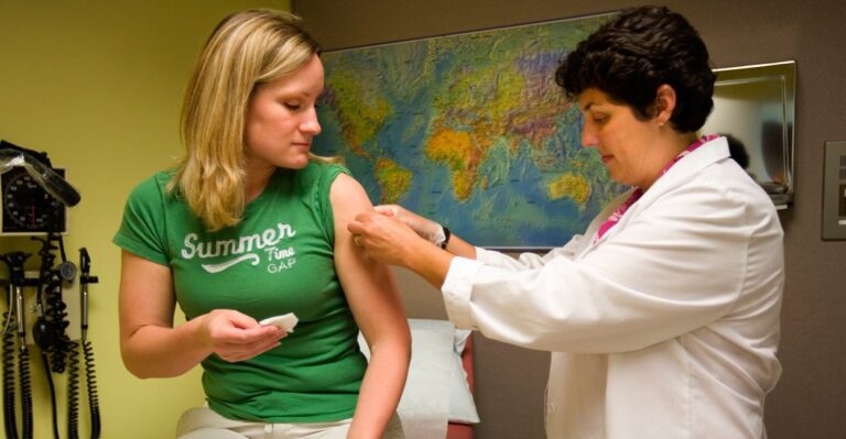 What You Didn’t Know About a Doctor’s Stance on the HPV Vaccine