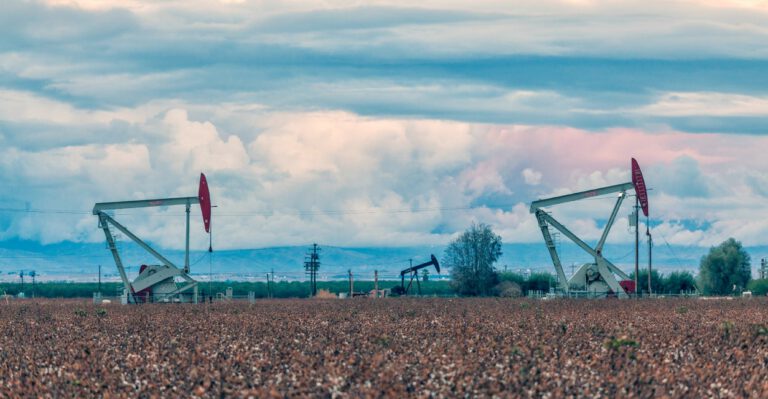 California Implements Strictest Fracking Regulations in US