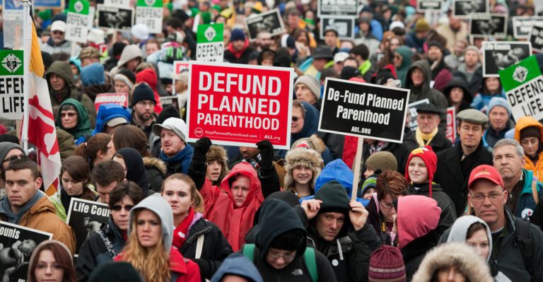 Lawmakers Introduce Defund Planned Parenthood Legislation