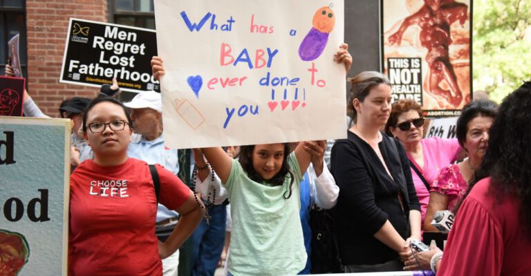42 Photos From the Planned Parenthood Protests