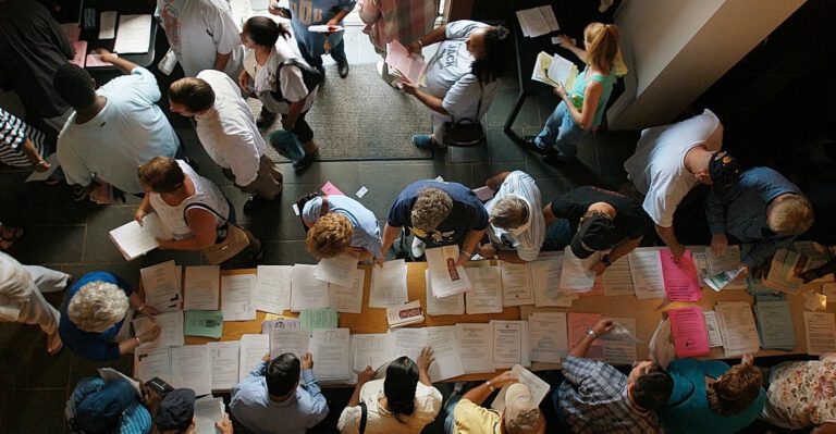 Study: Half of Immigrant Households Used at Least One Welfare Program