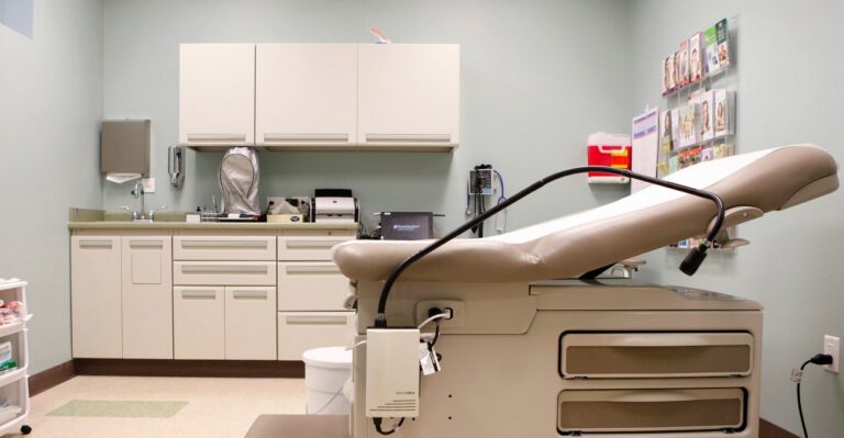 2 of 3 Abortion Clinics in South Carolina Suspended for Violations of State Laws and Regulations