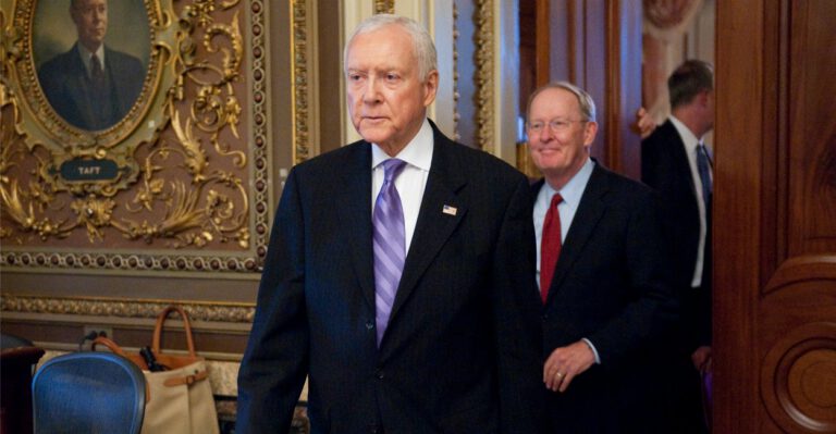 Senate Committee Chairmen Question Obama Administration on Struggles of Obamacare Co-Ops
