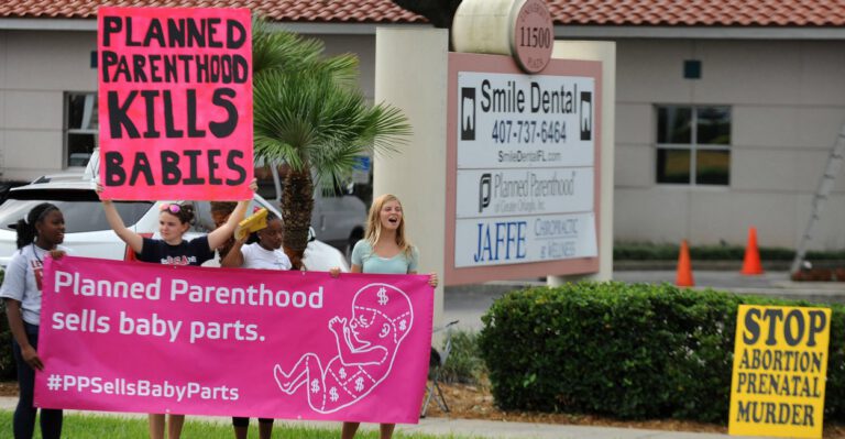 Across America, People Protested Planned Parenthood