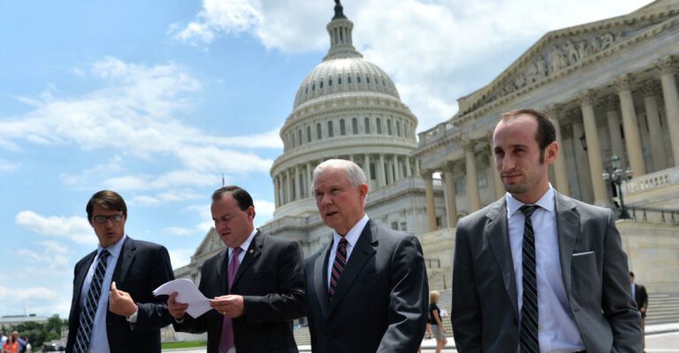 Sens. Lee, Sessions Blast Boehner-Obama Budget Deal For Being ‘Drafted in Secret’