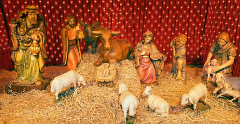 In This Mississippi Town, Residents Are Fighting Atheist Organization Calling for Removal of Christmas Display