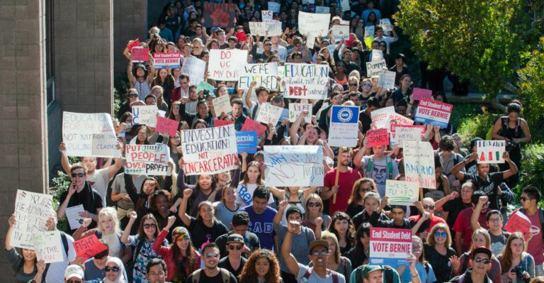 Students Across US Demand Free College, Stumble Over Who Will Foot the Bill