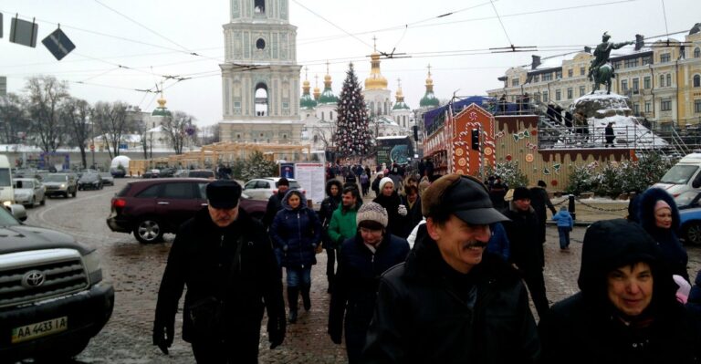 Christmas in Kyiv: Ukraine’s Holiday From the War Comes to an End