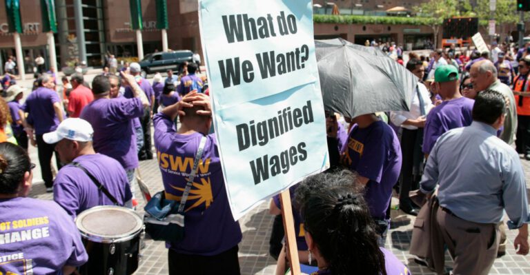 How Unions Hope to Win a $15 Minimum Wage in California