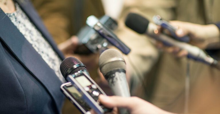 This State Lawmaker Wants to Register Journalists, Comparing Them to Concealed Weapons