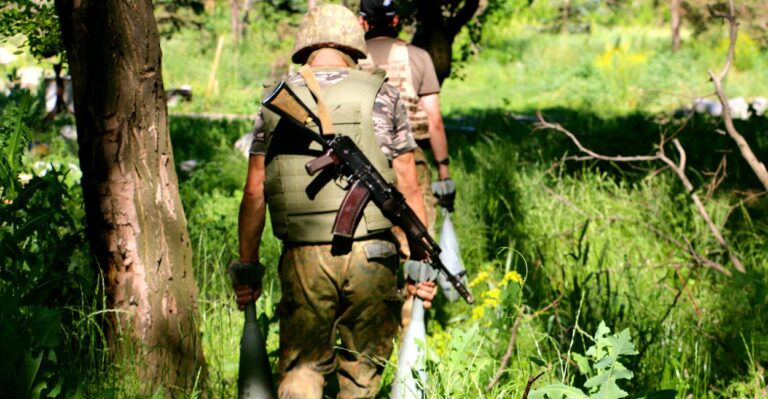 ‘A Real War Going On’: Mixed News From the Front Lines in Ukraine