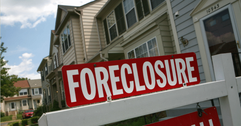 Regulation Is Holding Back a Real Housing Recovery