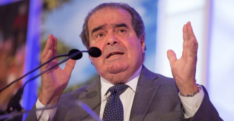 Senate in Turmoil Over Whether Obama Should Fill Scalia’s Seat