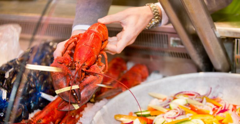 Hold the Lobster. This New York Legislator Wants to Prevent ‘Luxury’ Purchases With Food Stamps