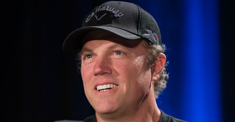 Actor Quits Twitter in Protest of ‘Intolerant’ Speech Monitoring