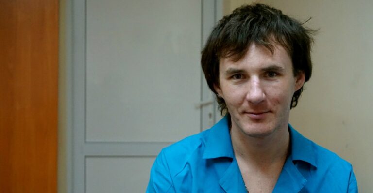 ‘I Can’t Believe I’m Free’: A Ukrainian POW Returns Home