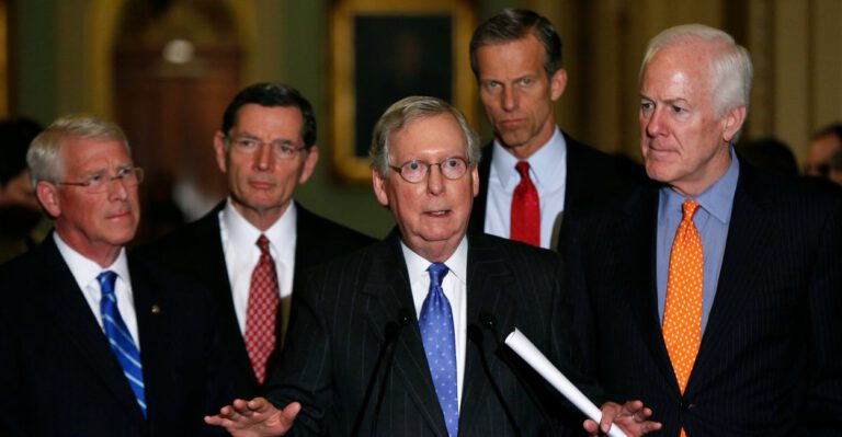 Poll: Majority Support Delaying Supreme Court Replacement