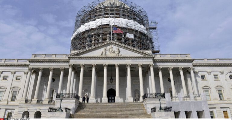 Lawmakers in Both Parties Are Addicted to Spending