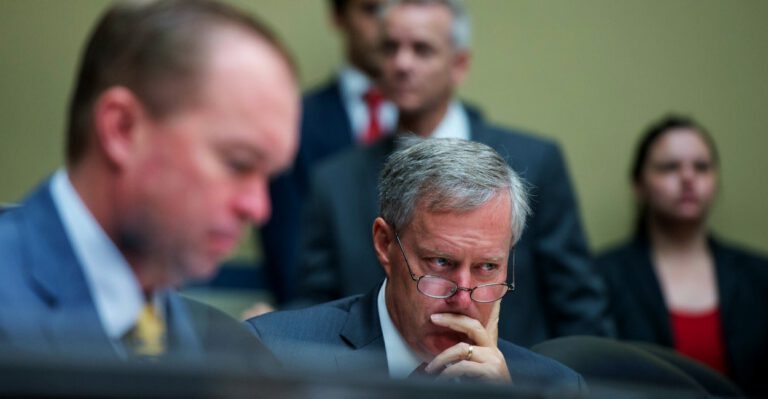 Conservatives Fear the Lame Duck but Aren’t Ready to Kill It
