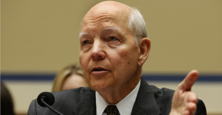 Conservatives Renew Campaign to Impeach IRS Commissioner