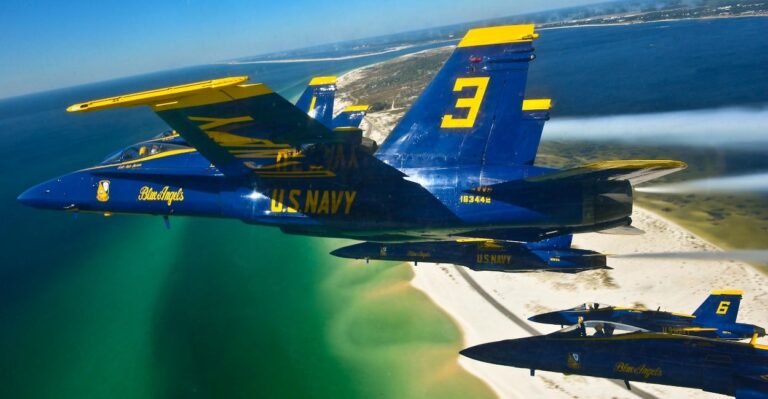 Former Thunderbirds Commander Reflects on Thunderbirds and Blue Angels Crashes