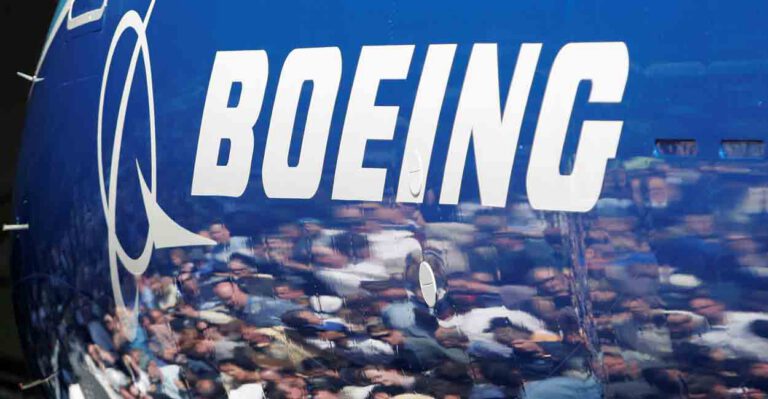 Boeing Sale to Iran ‘Puts Money Before American Lives,’ Lawmaker Warns