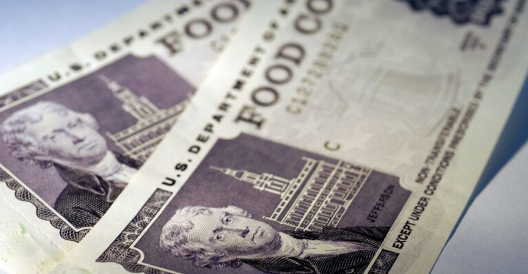 As a Teen Cashier Seeing Food Stamp Use, I Changed My Mind About the Democrat Party