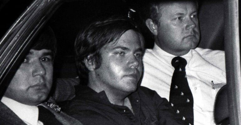 The Man Who Tried to Kill Reagan Is Going Free. Americans Should Be Outraged.