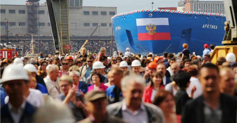 Russia Continues to Dominate Arctic as US Struggles to Procure Icebreakers