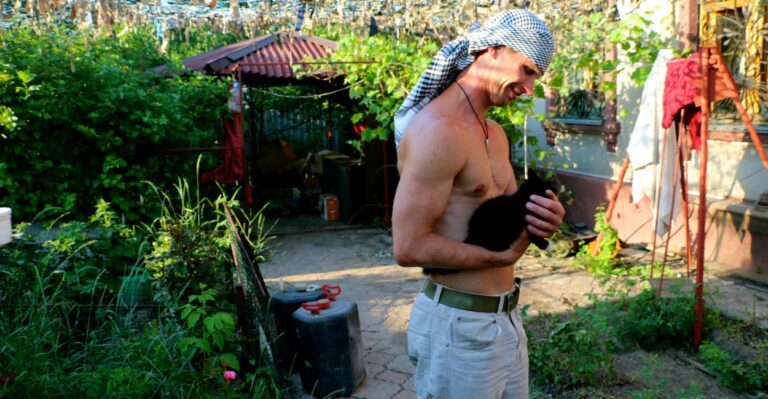 ‘I Thought You’d Forgotten’: Visiting My Friend, a Wounded Ukrainian Soldier
