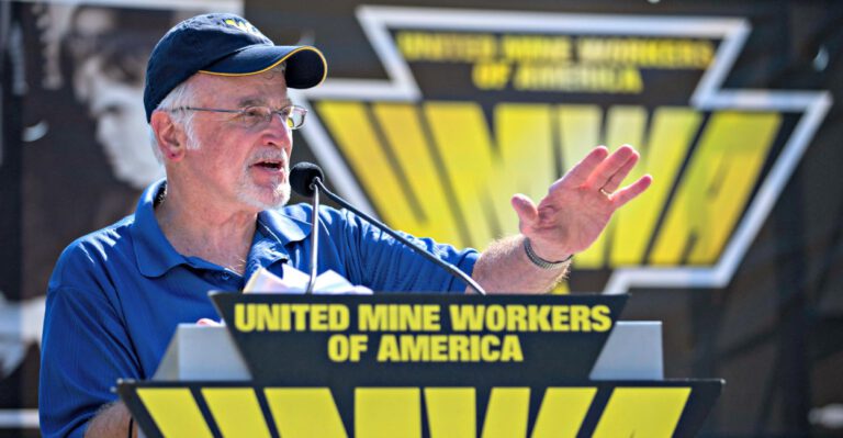 GOP Senators Side With Democrats to Bail Out Union’s Pension Fund