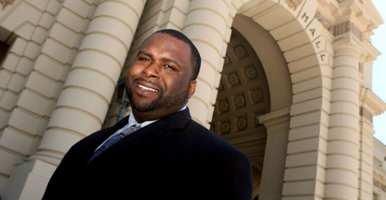 The Reason This Pastor Isn’t Handing Over His Sermon Transcripts to the Government