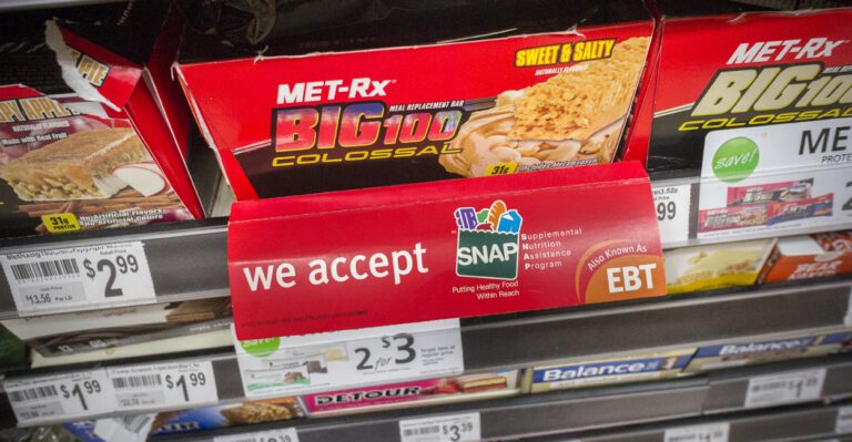 How States Could Restrict Use of Food Stamps in Trump Era