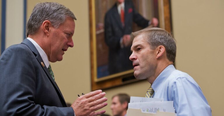 Conservatives, GOP Committee Chairs Back Away From Bill Allowing States That Like Obamacare to Keep Obamacare